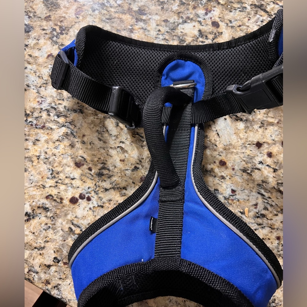 NWOT Easy Sport dog harness Size Medium  44H